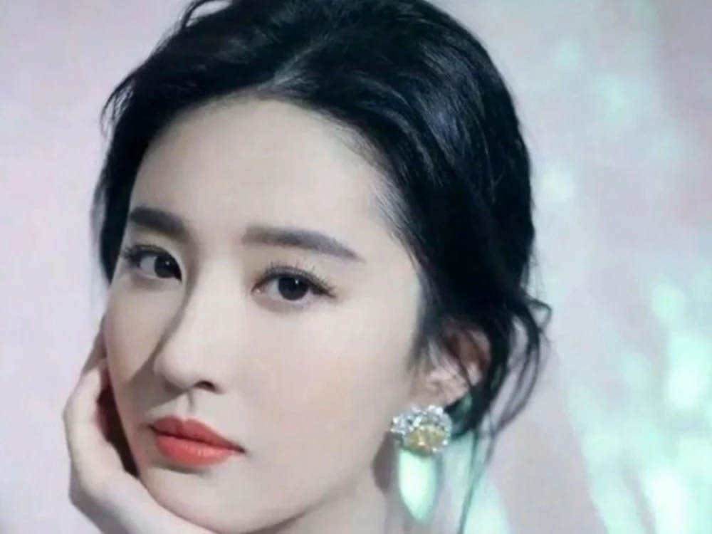网络美女排行榜_排行榜美女网络歌手_排行榜美女网络歌曲